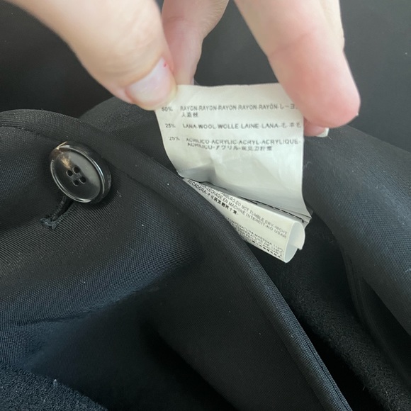 VINTAGE BALENCIAGA TRENCH WITH BEAUTIFUL DETAILING. - Picture 6 of 8